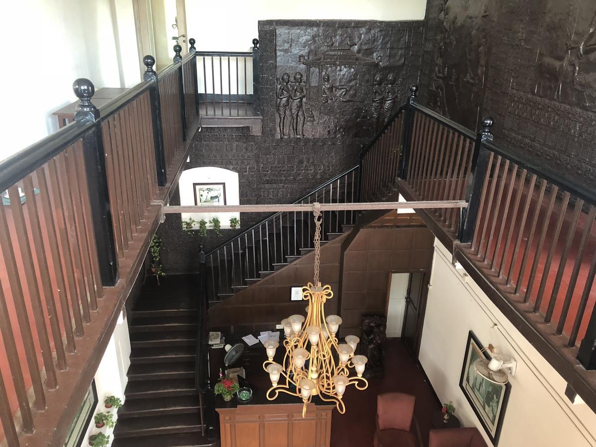 Chanakya Bnr Hotel Puri Esterno foto
